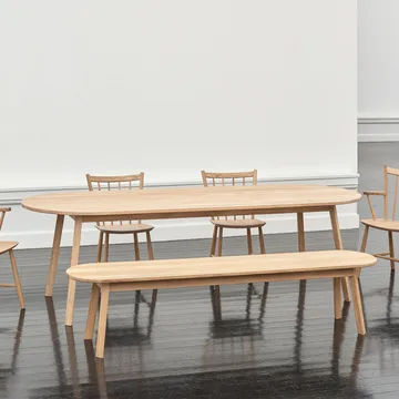 Triangle Leg Esstisch - Eiche lackiert, 200x85 cm - HAY