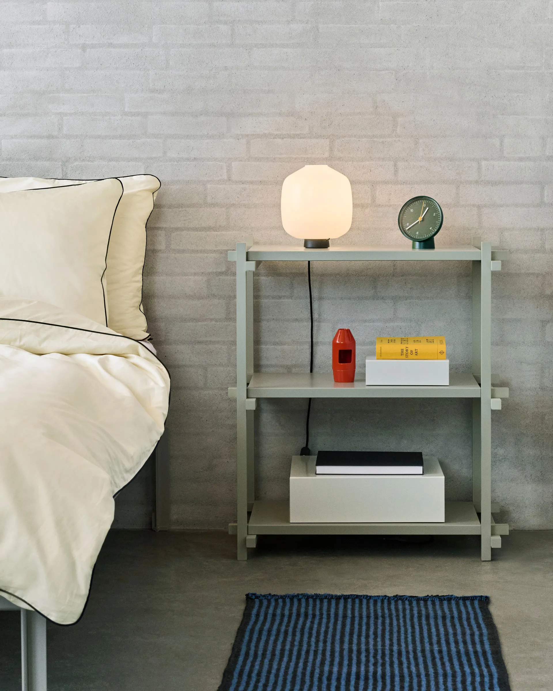 Woody Column Wandregal, Beech-smokey grey, low HAY