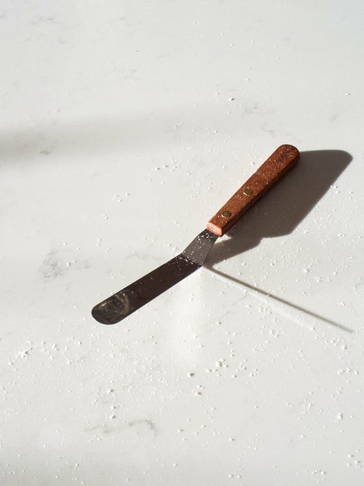 Palettenmesser mit abgewinkeltem Holzgriff, Rosenholz-Edelstahl Heirol