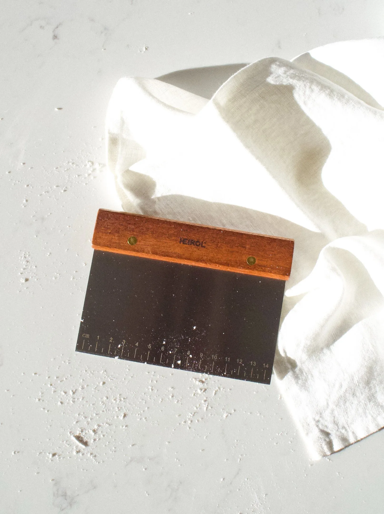 Teigschaber mit Holzgriff, Rosenholz-Edelstahl Heirol