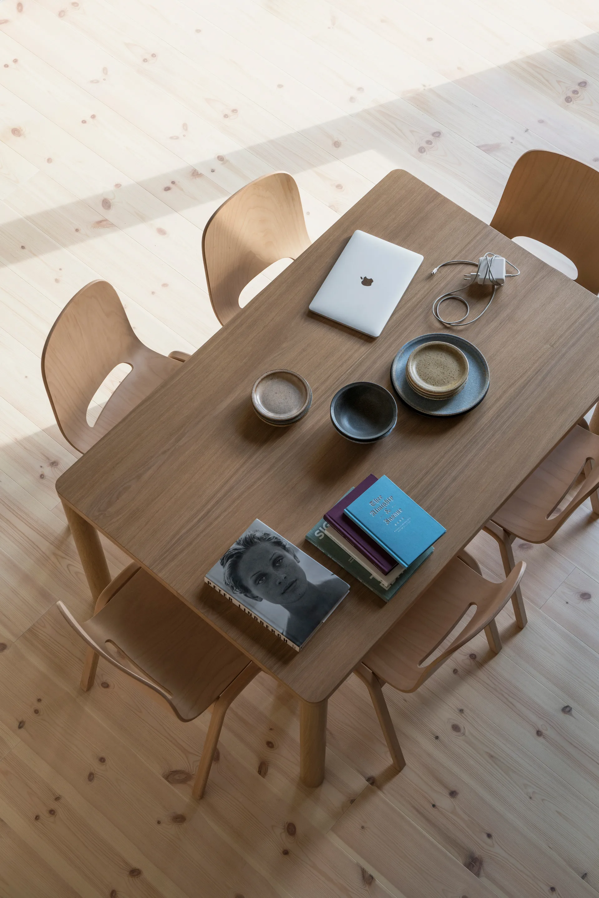 Touchwood Stuhl, Buche Hem