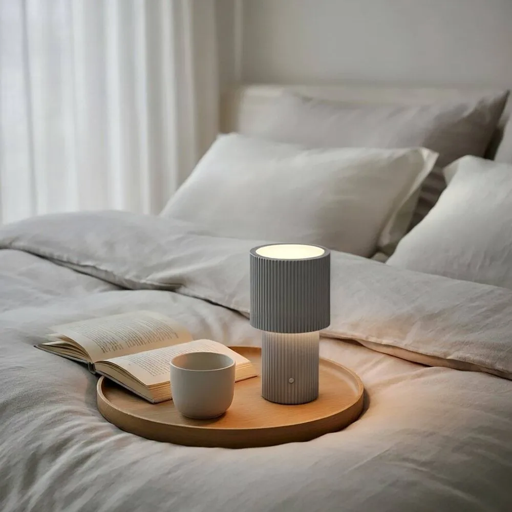 Iluma tragbare Tischlampe, Silber Herstal