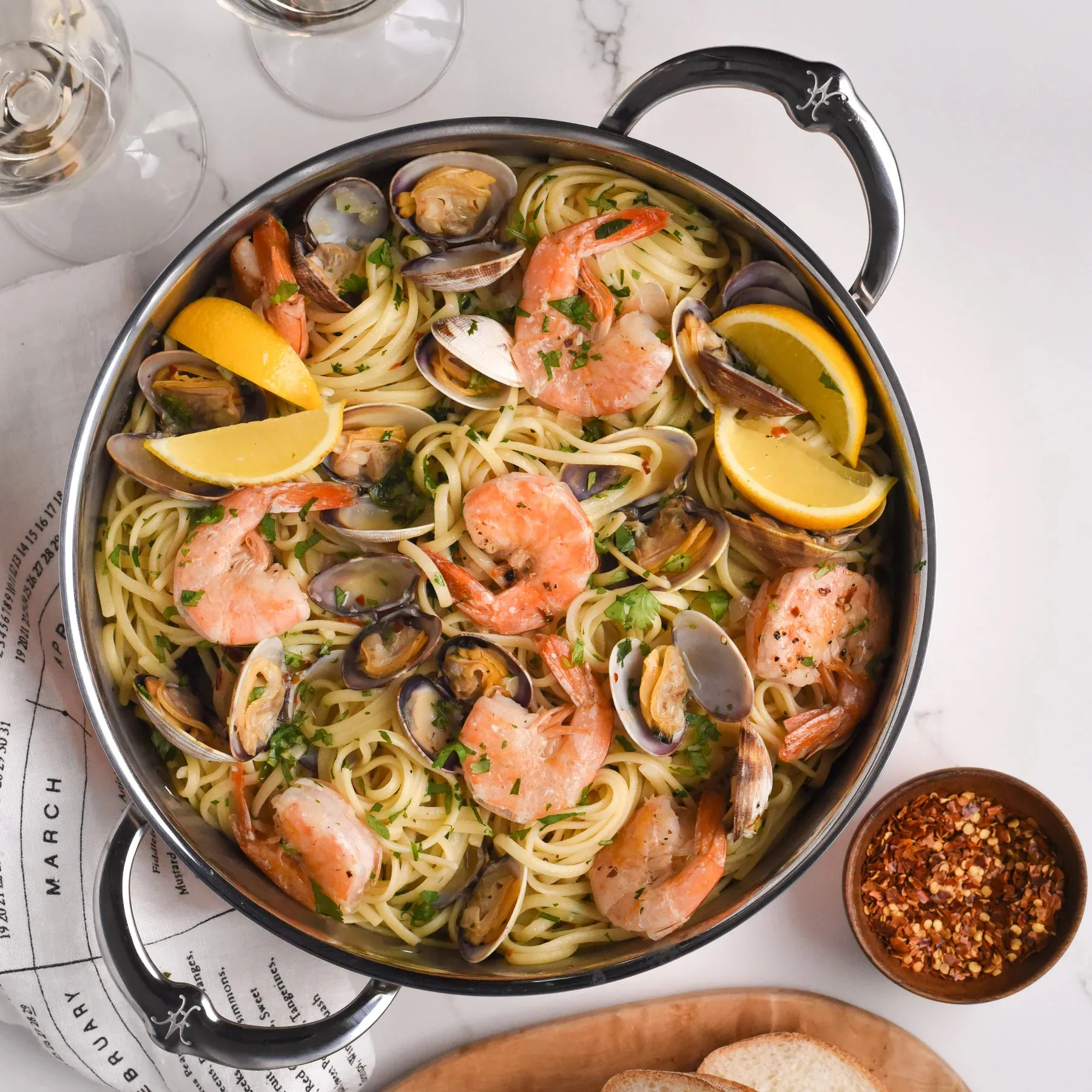 Hestan Copperbond Sauteuse mit Deckel, 3,3 L Hestan