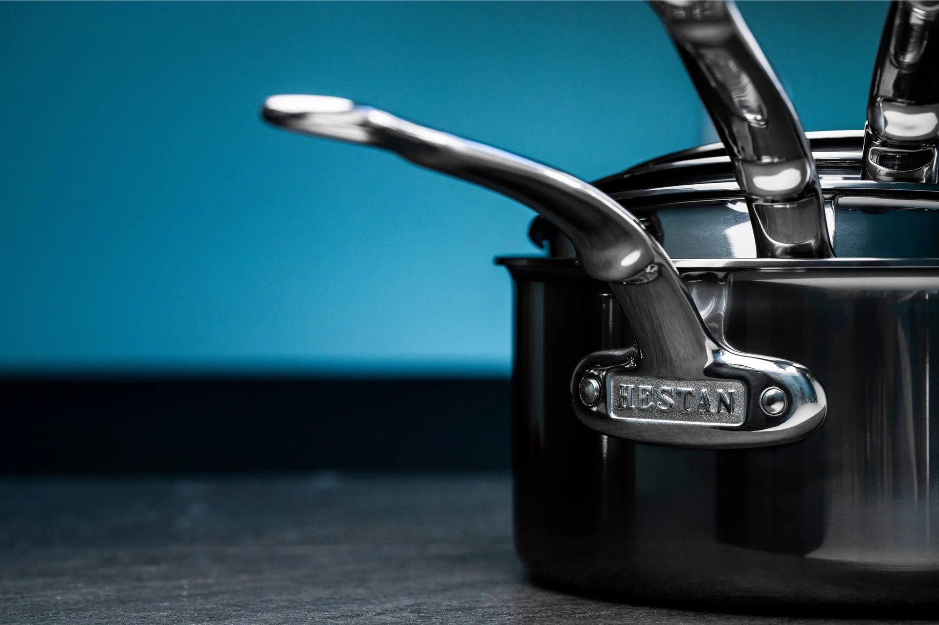 Hestan Nanobond Kastrolle mit Deckel, 2,8 L Hestan