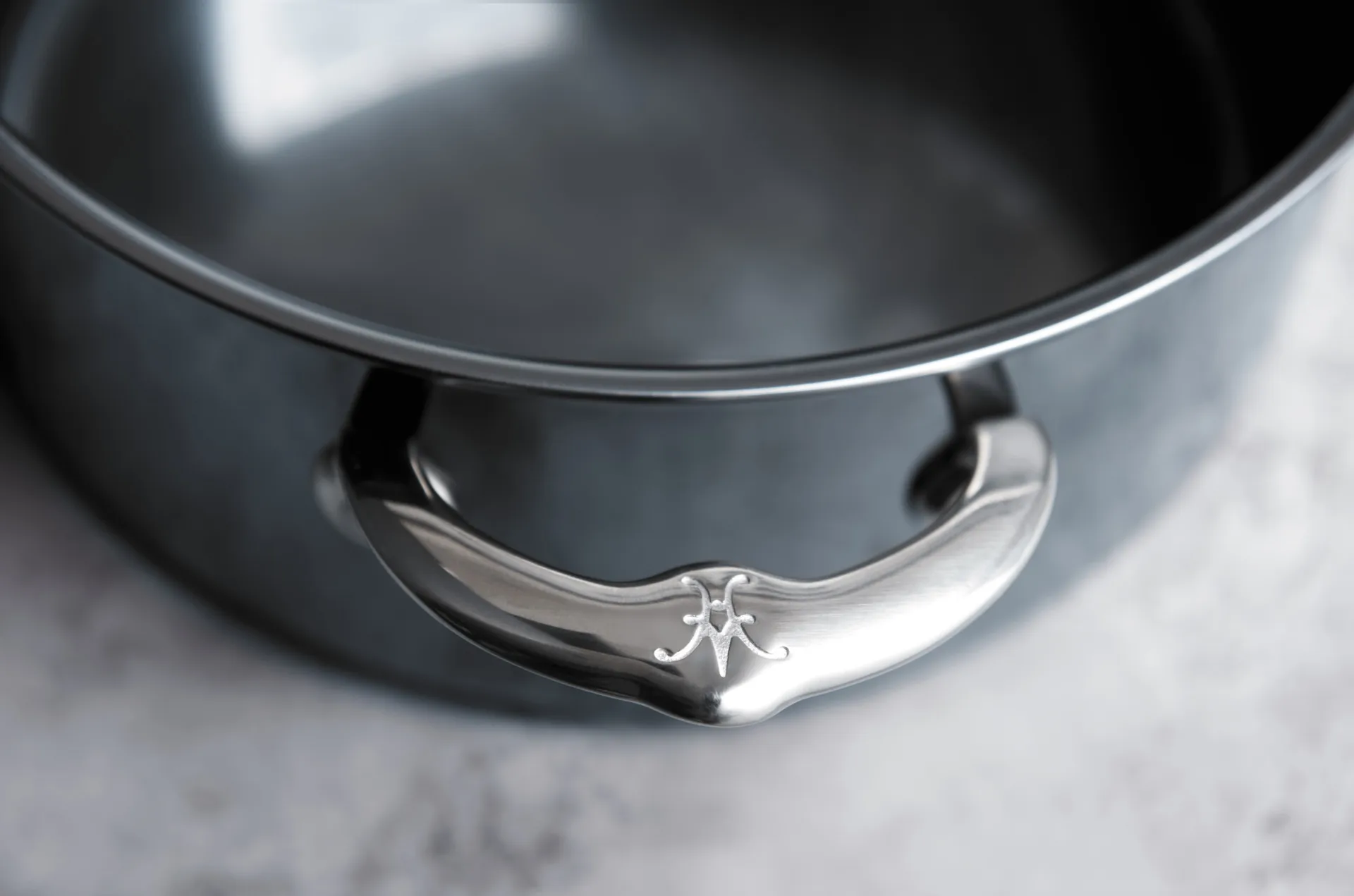 Hestan Nanobond Suppentopf mit Deckel 2,8 L, Edelstahl Hestan