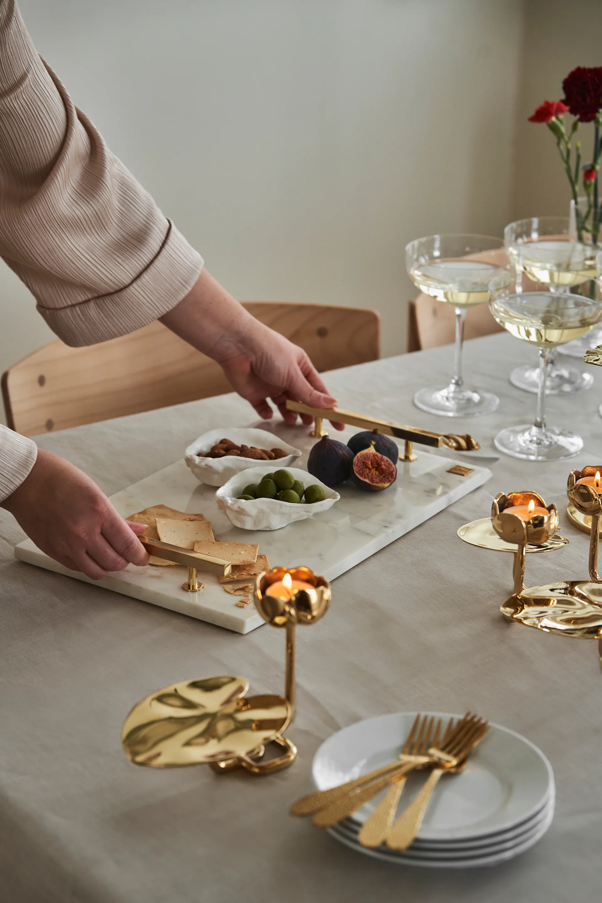 Hilke Collection Tablett 40,5 x 25,5cm, Weißer Marmor-massives Messing Hilke Collection