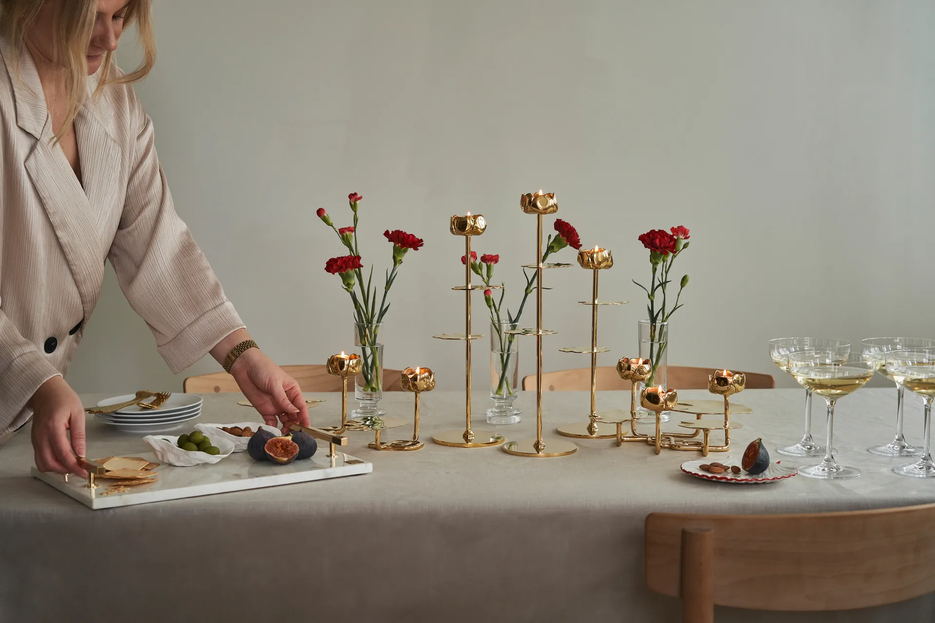 Ninfea Alta Kerzenhalter 40 cm, Messing Hilke Collection