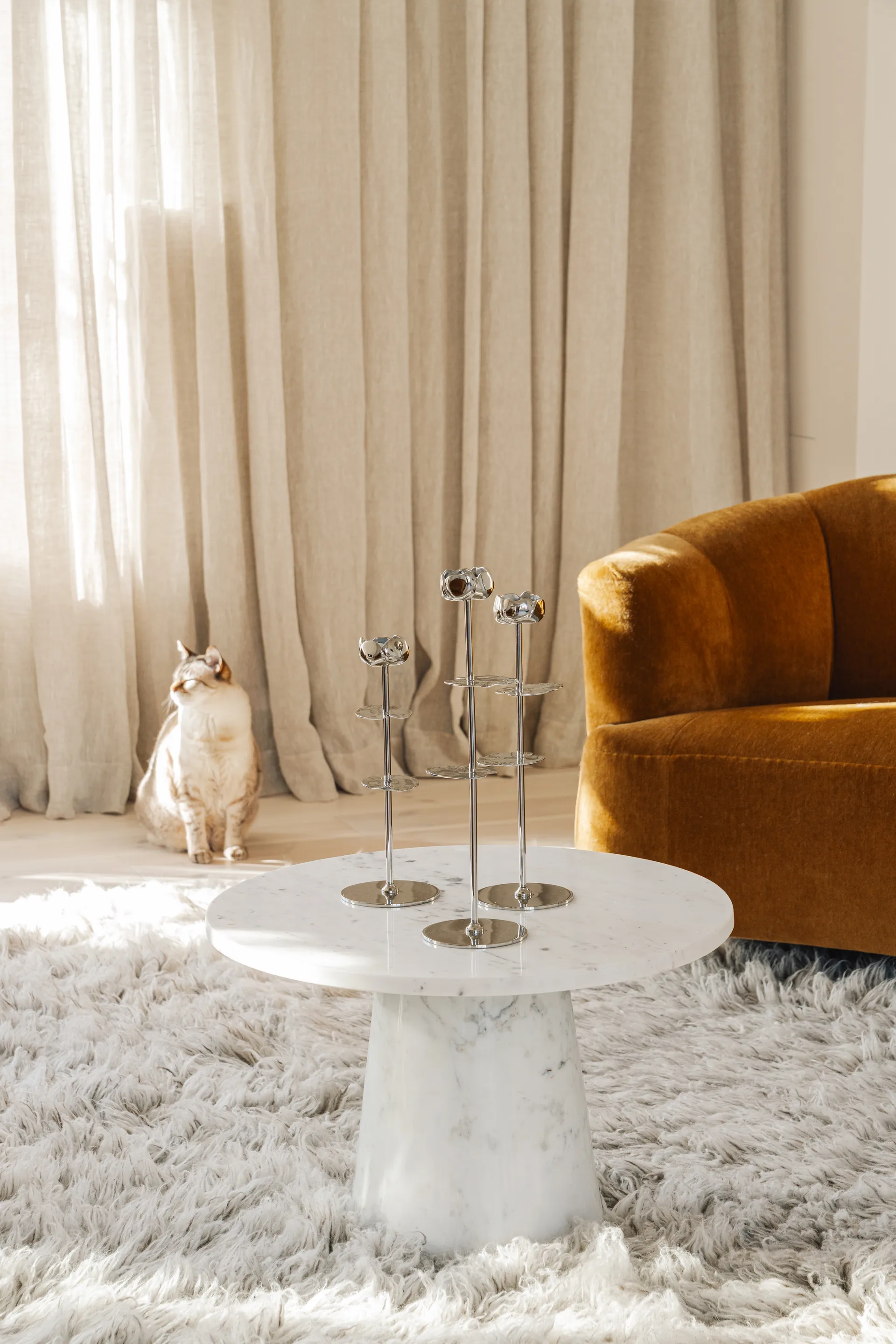 Ninfea Alta Kerzenhalter 40 cm, Vernickeltes Messing Hilke Collection