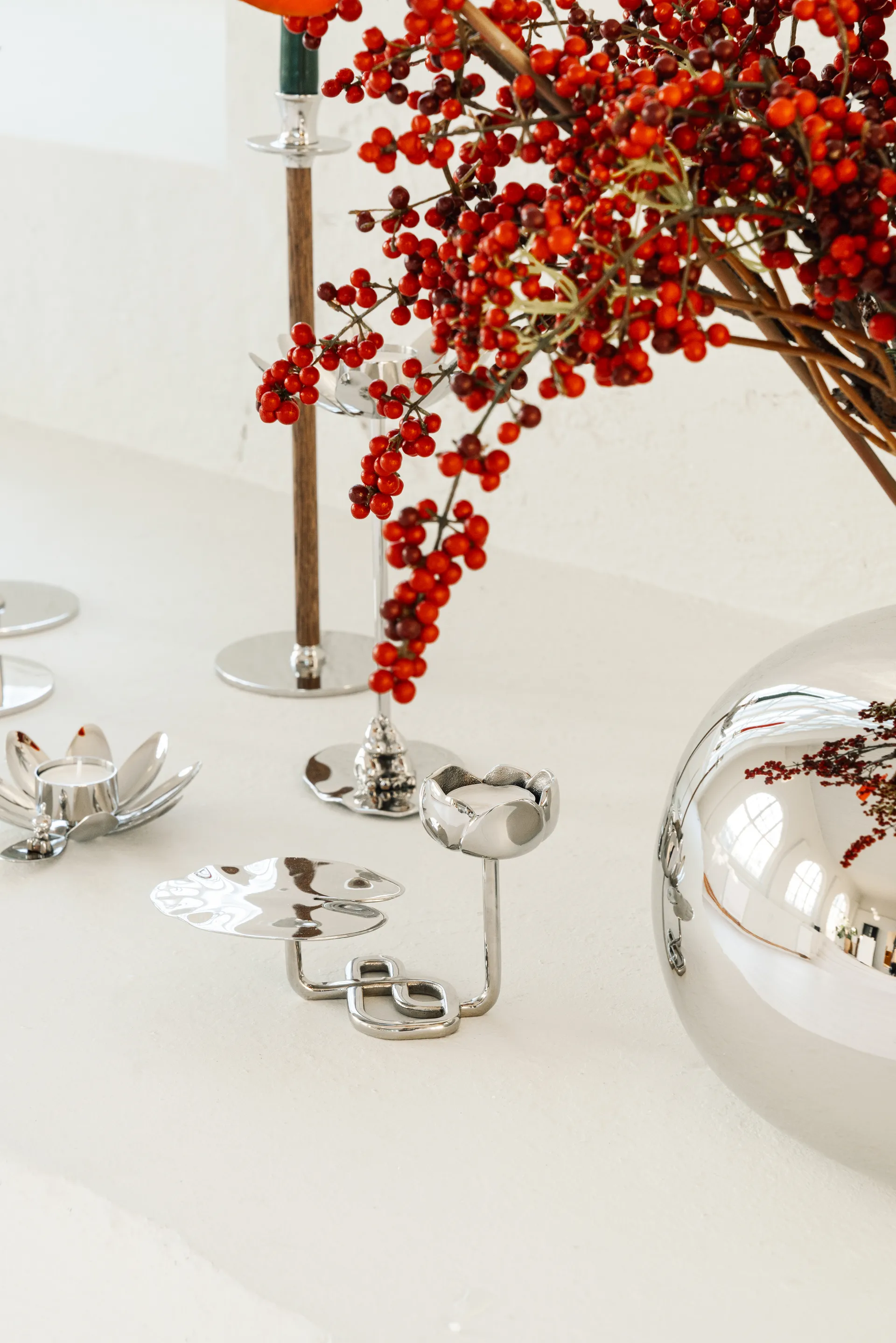 Ninfea No.1 Kerzenhalter, Vernickeltes Messing Hilke Collection