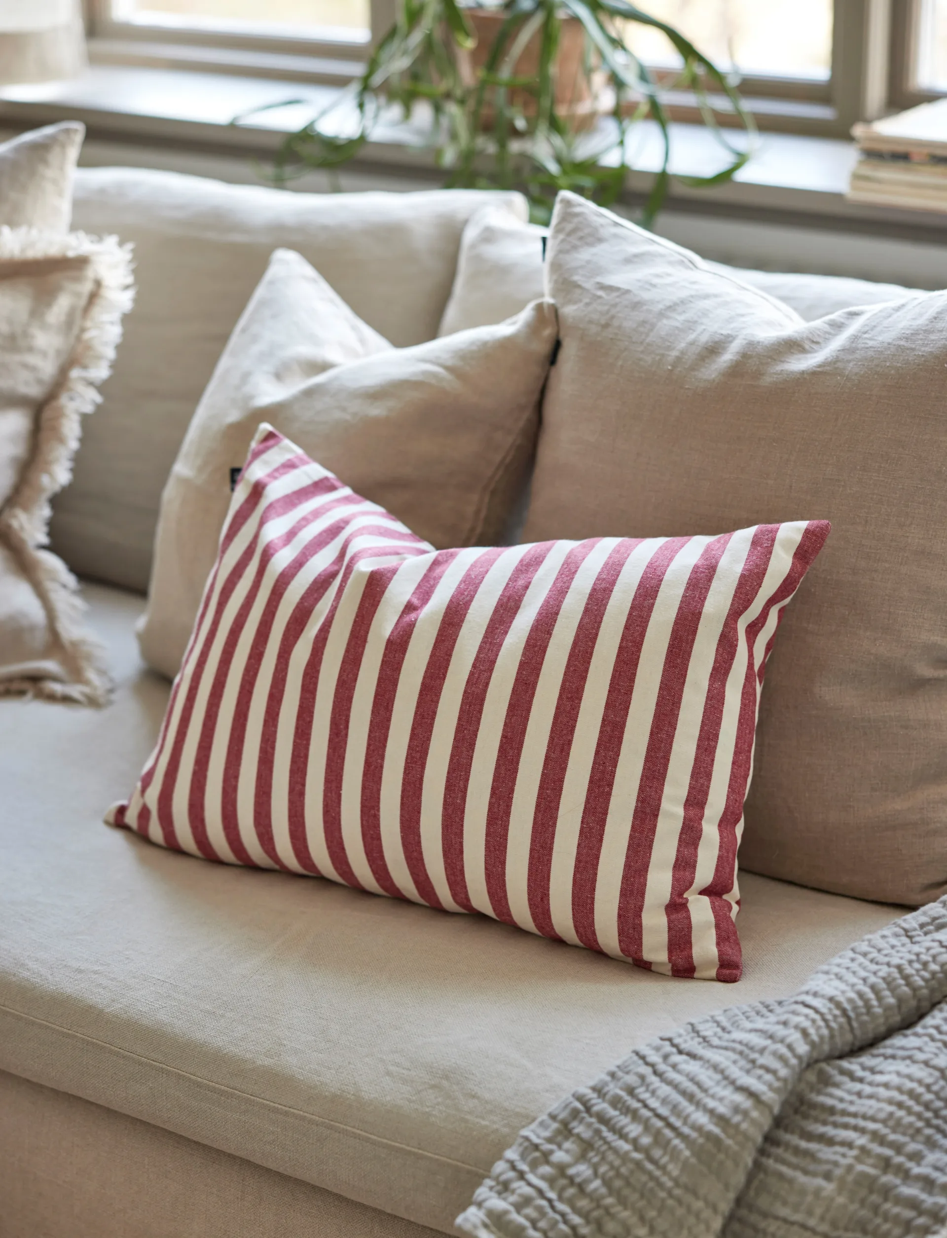 Bretagne Kissenbezug, Deep red, 40x60 cm Himla