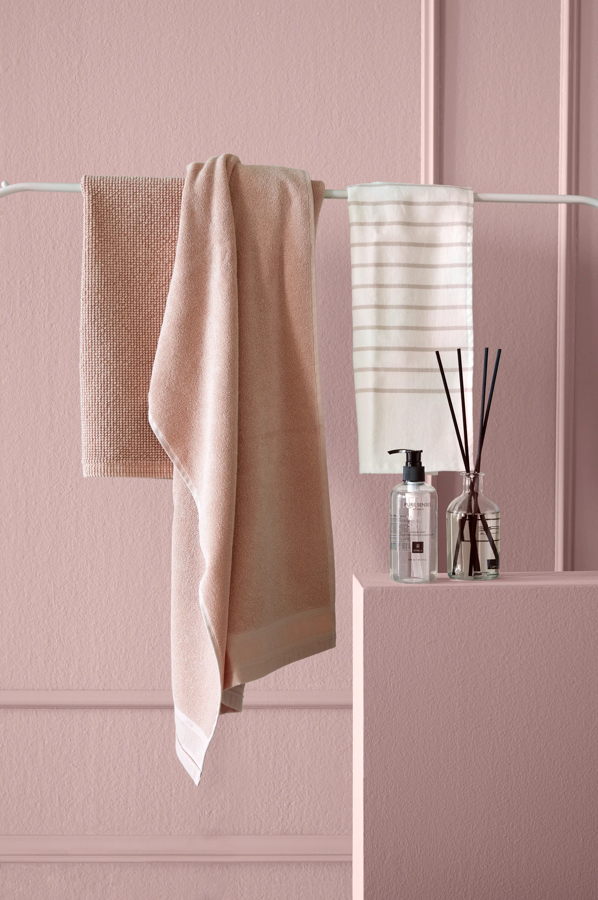 Lina Handtuch 100 x 150cm, Powder Himla