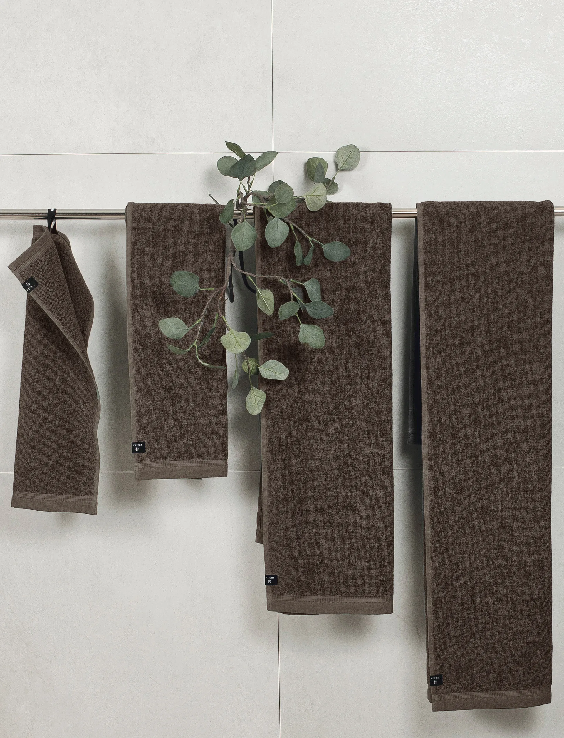 Lina Handtuch chocolat, 100x150 cm Himla