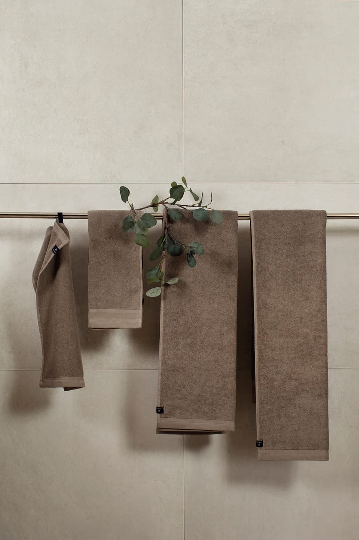 Lina Handtuch driftwood, 70 x 140 cm
​ Himla