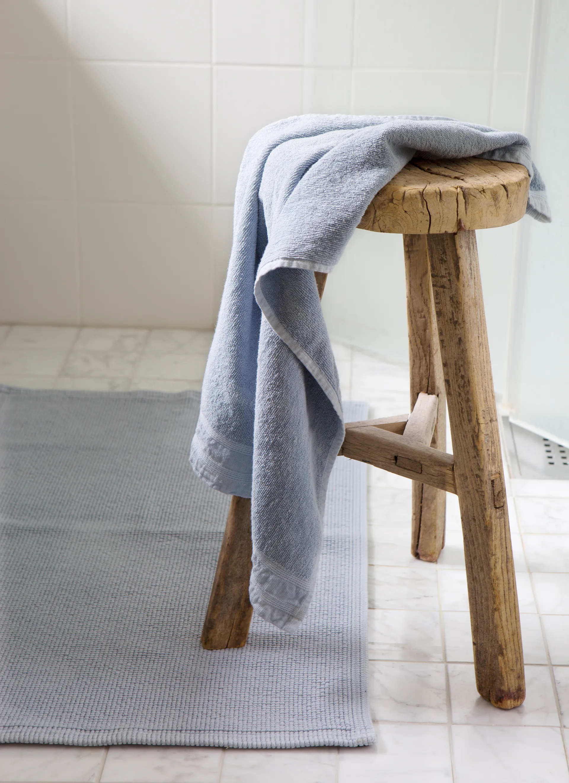 Love Badezimmerteppich 70 x 110cm, Cool (blau) Himla