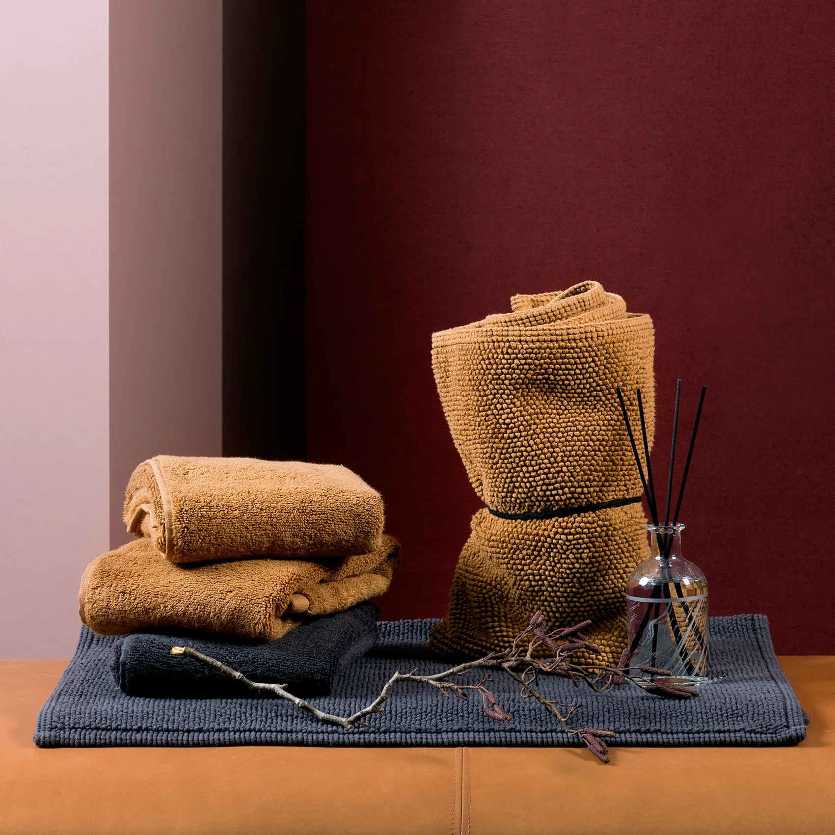 Max Badezimmerteppich 60 x 90cm, Slate (Dunkelblau) Himla