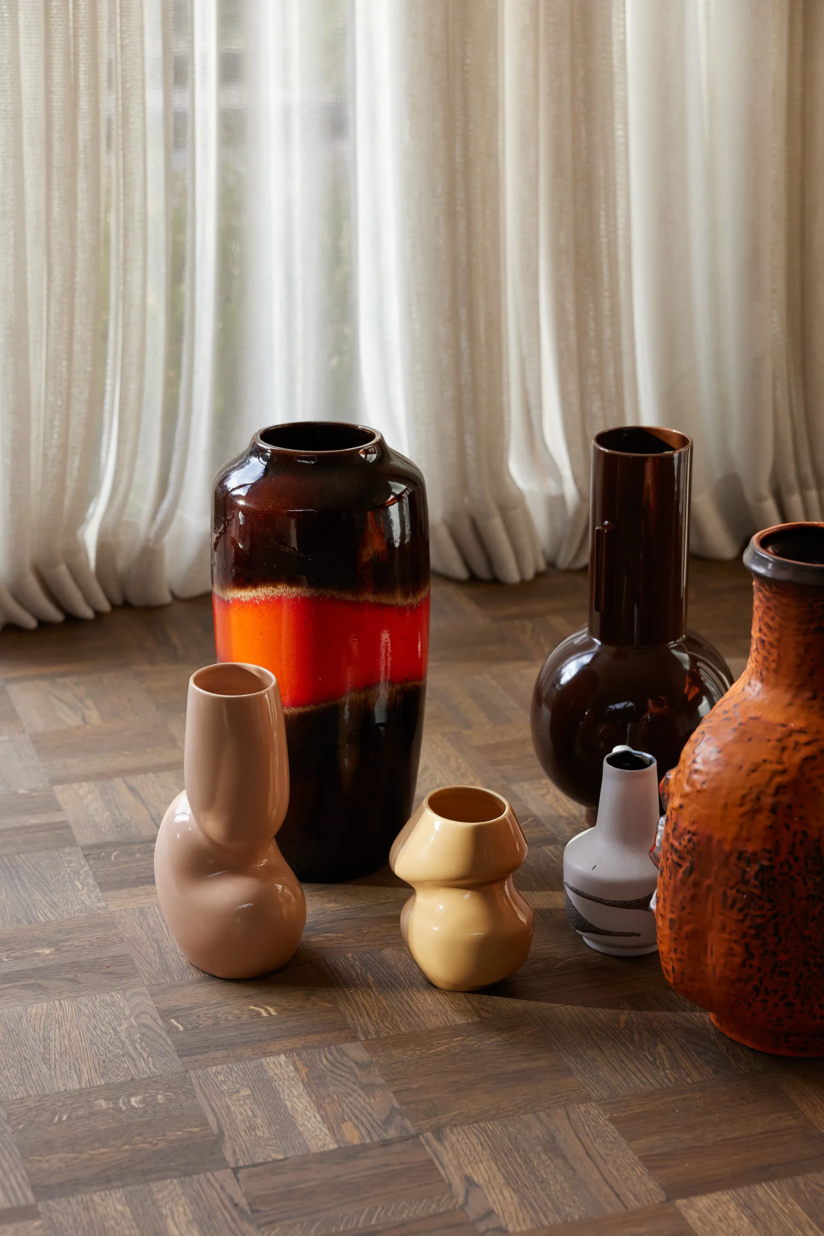 Ceramic organic Vase small 19cm, Cappuccino HKliving