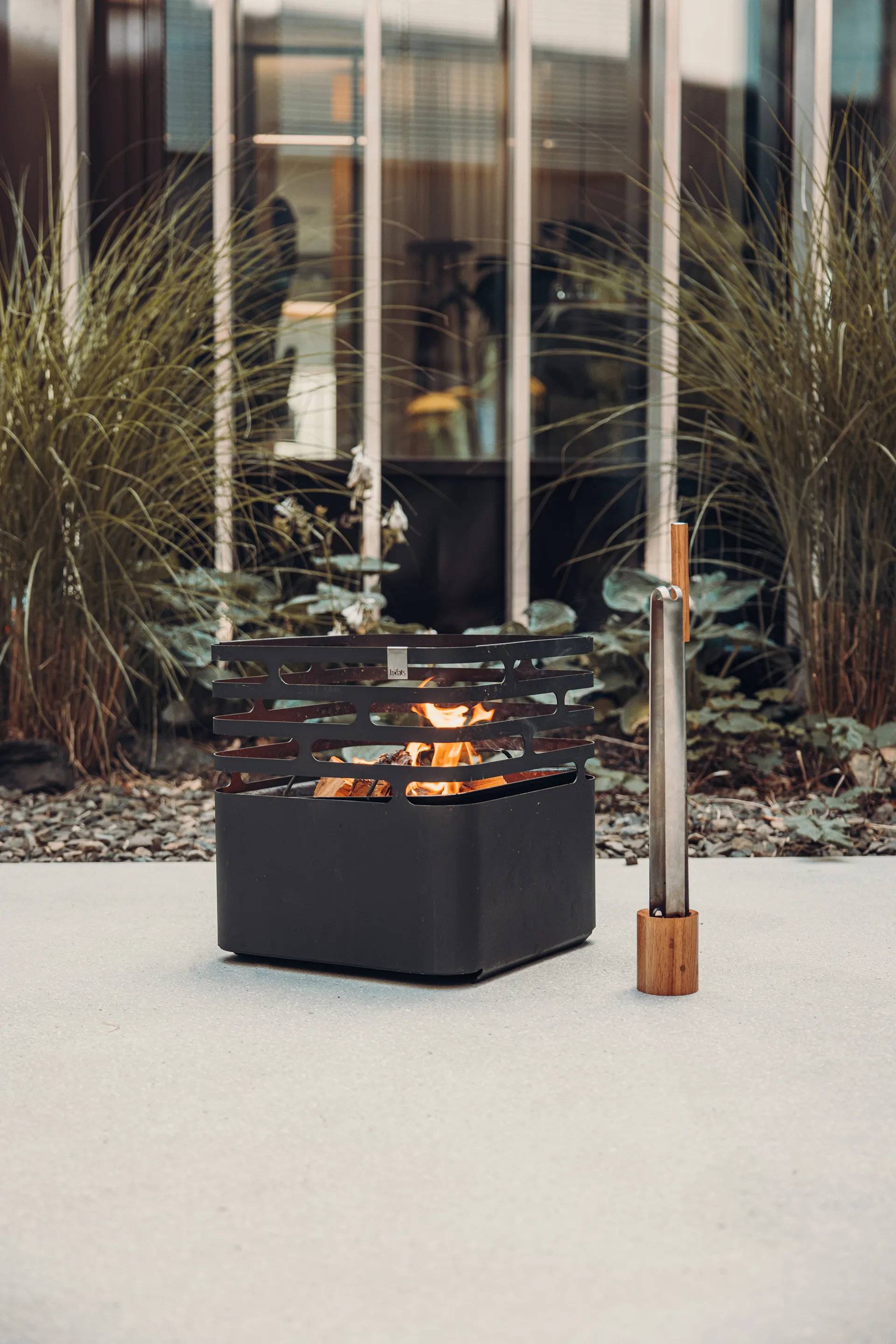 Höfats Feuerwerkzeug-Set, Edelstahl-Aufbewahrungsdose, 3-teilig Höfats