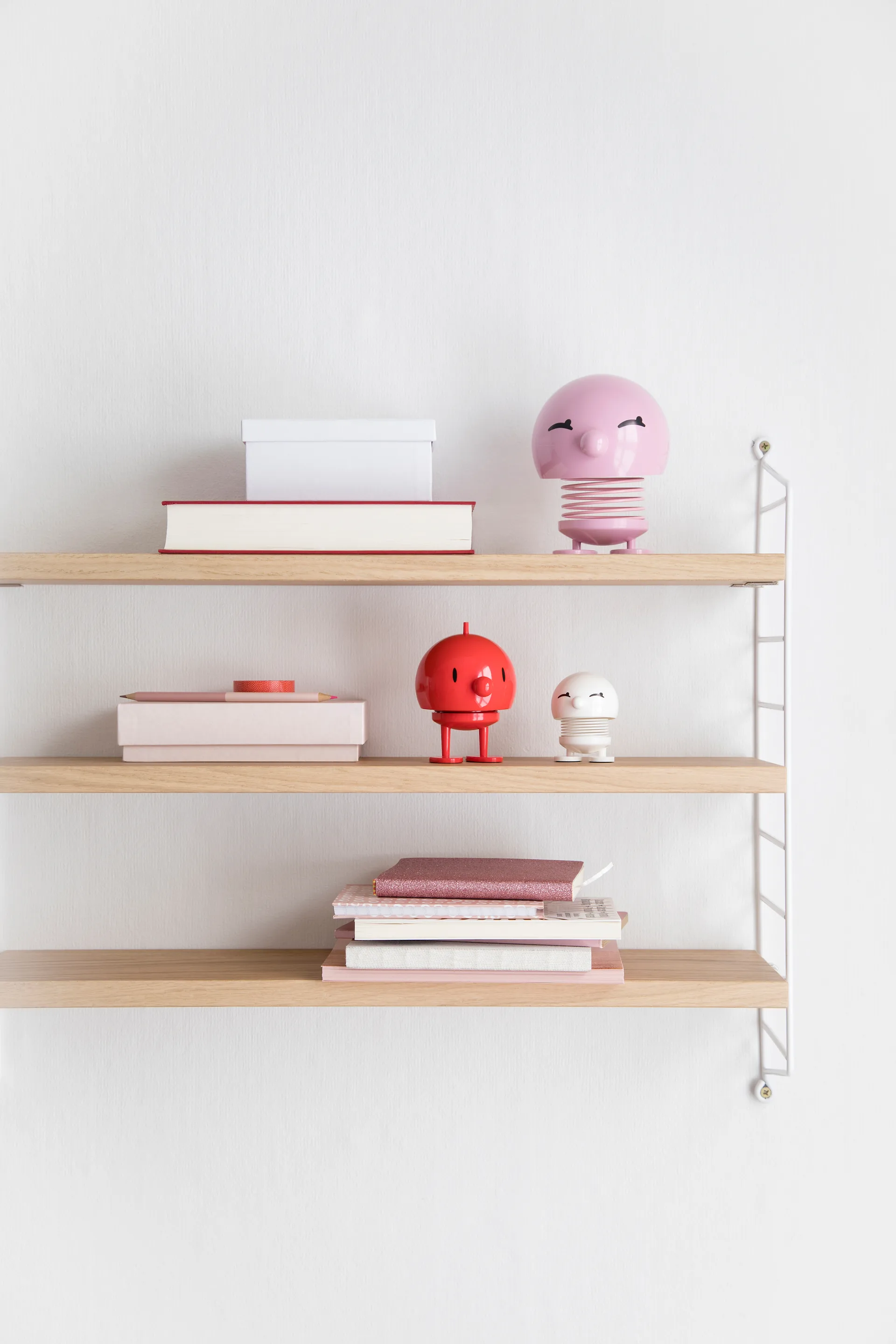 Hoptimist Bumble M Figur, Red Hoptimist