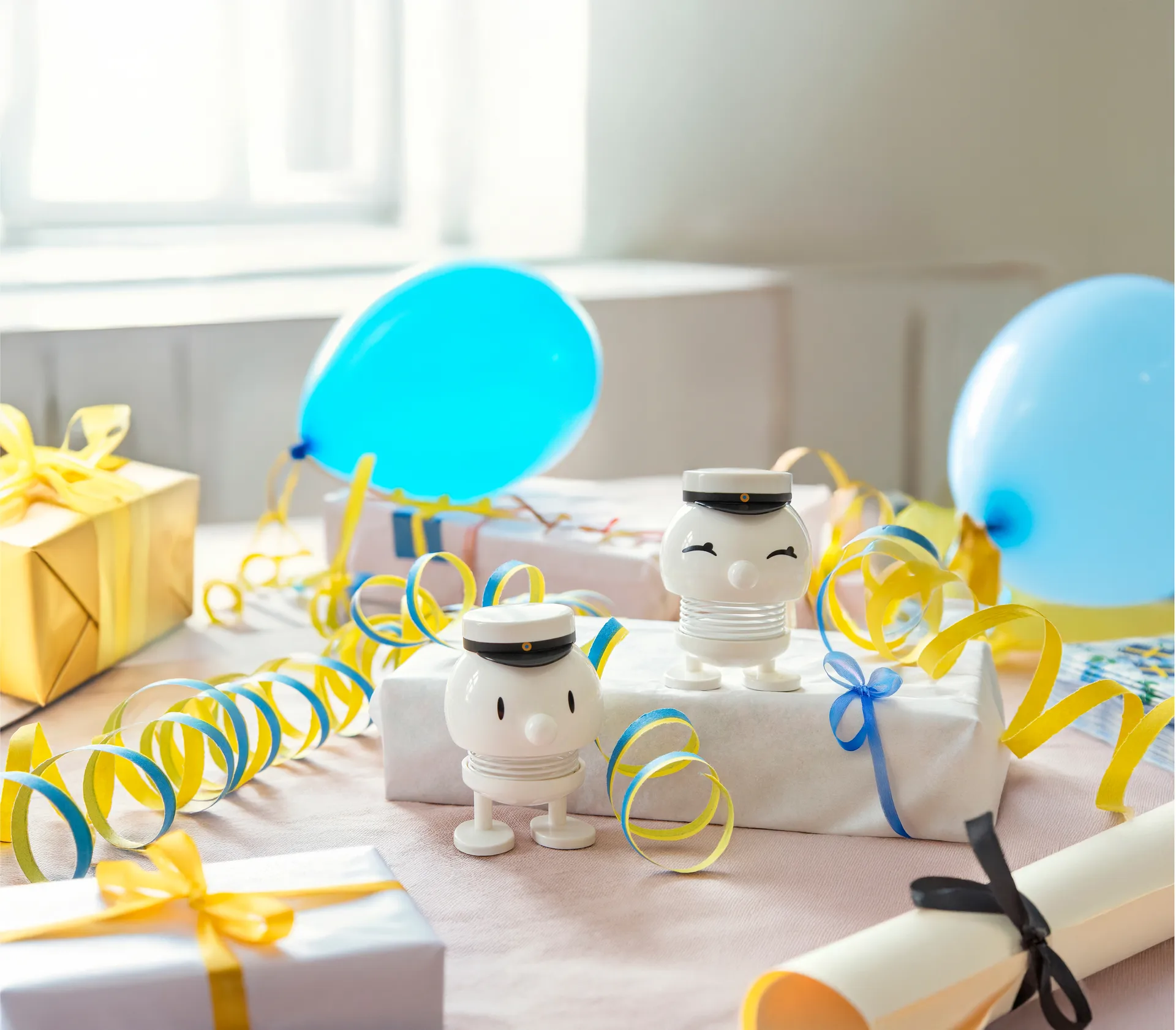 Hoptimist Swedish Student Bimble S Figur, White Hoptimist