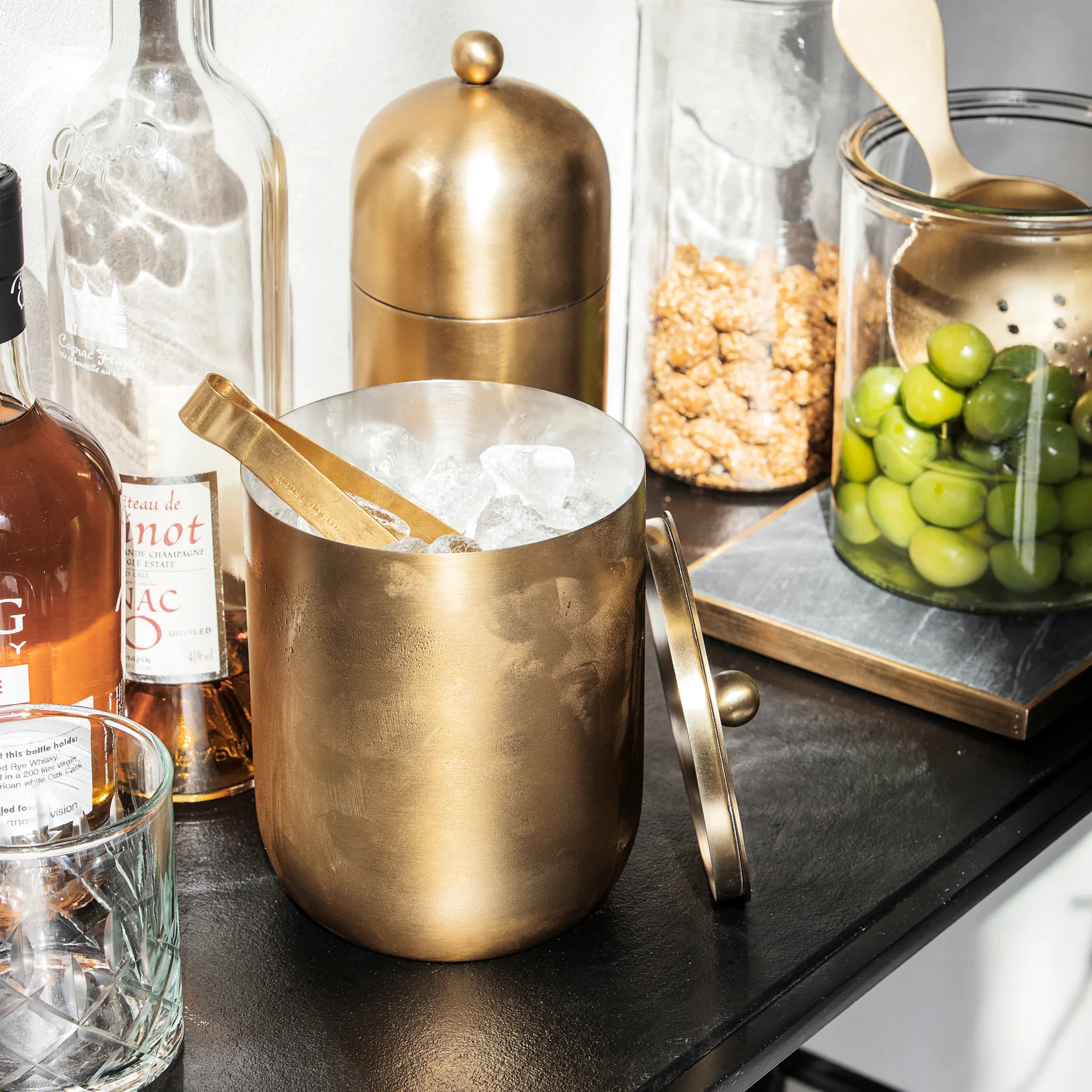 Alir Weinkühler, Messing House Doctor