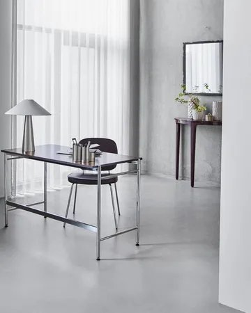 Arph Schreibtisch - Maulbeer-Chrom, 125x60x74 cm - House Doctor