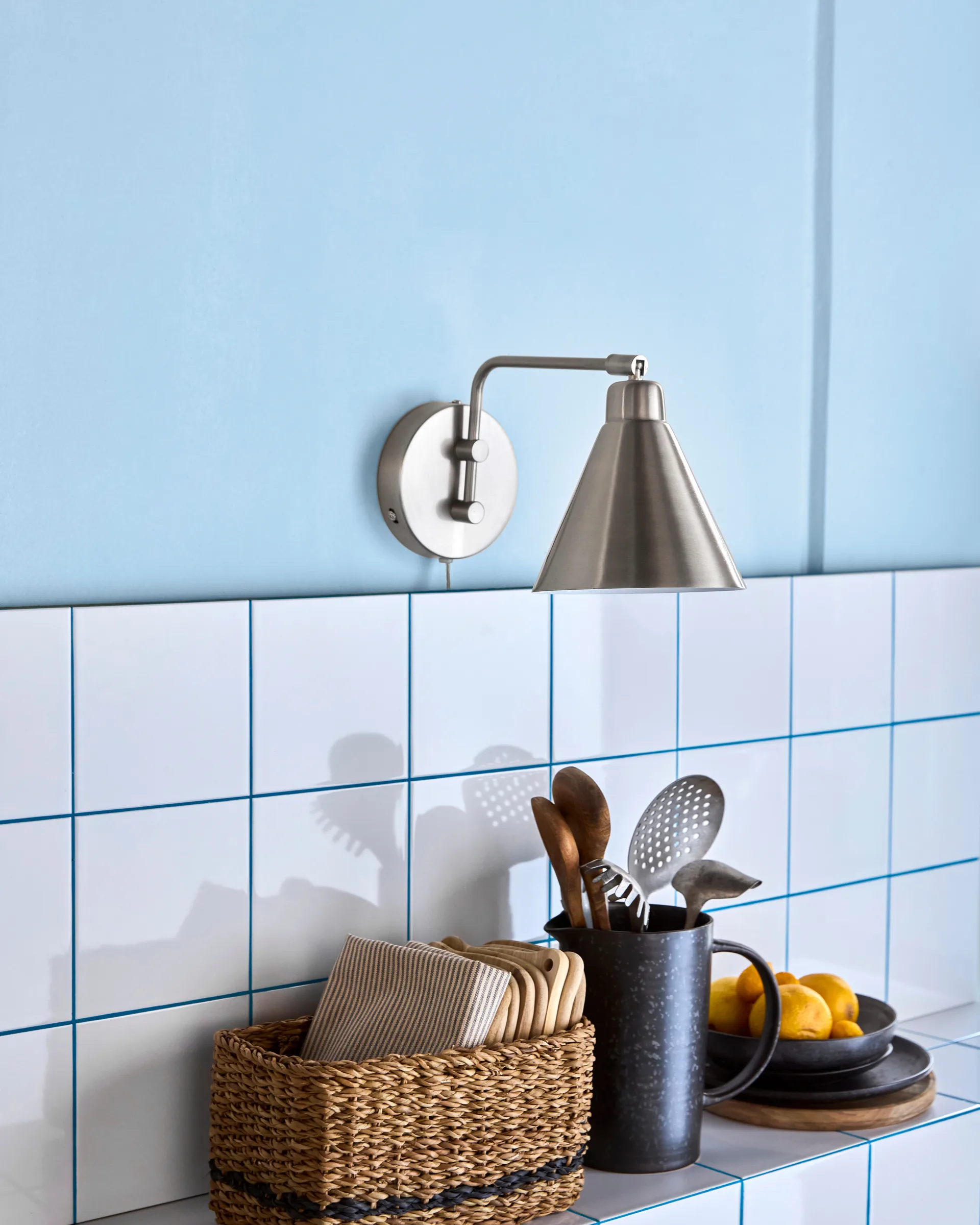 Game Wandleuchte gebürstetes Silber, Klein, 30 cm House Doctor