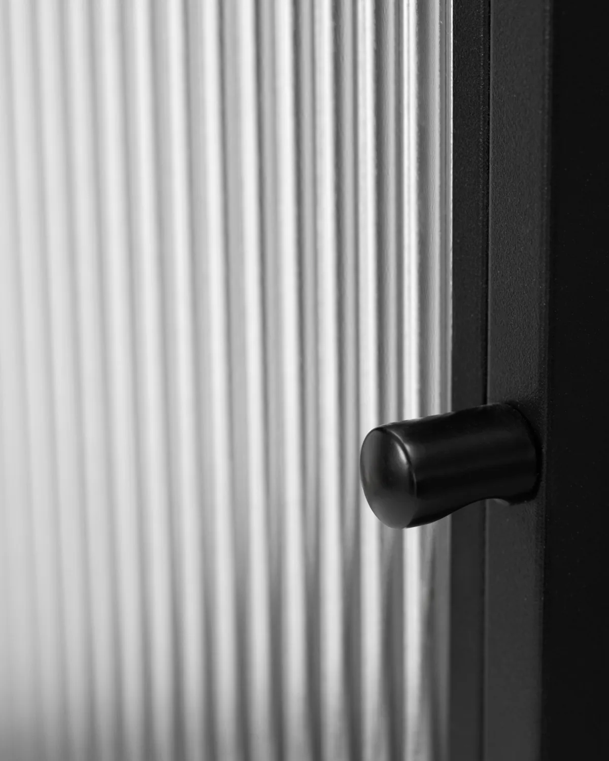 House Doctor Schrank, Svart, 70,5x40x168 cm House Doctor