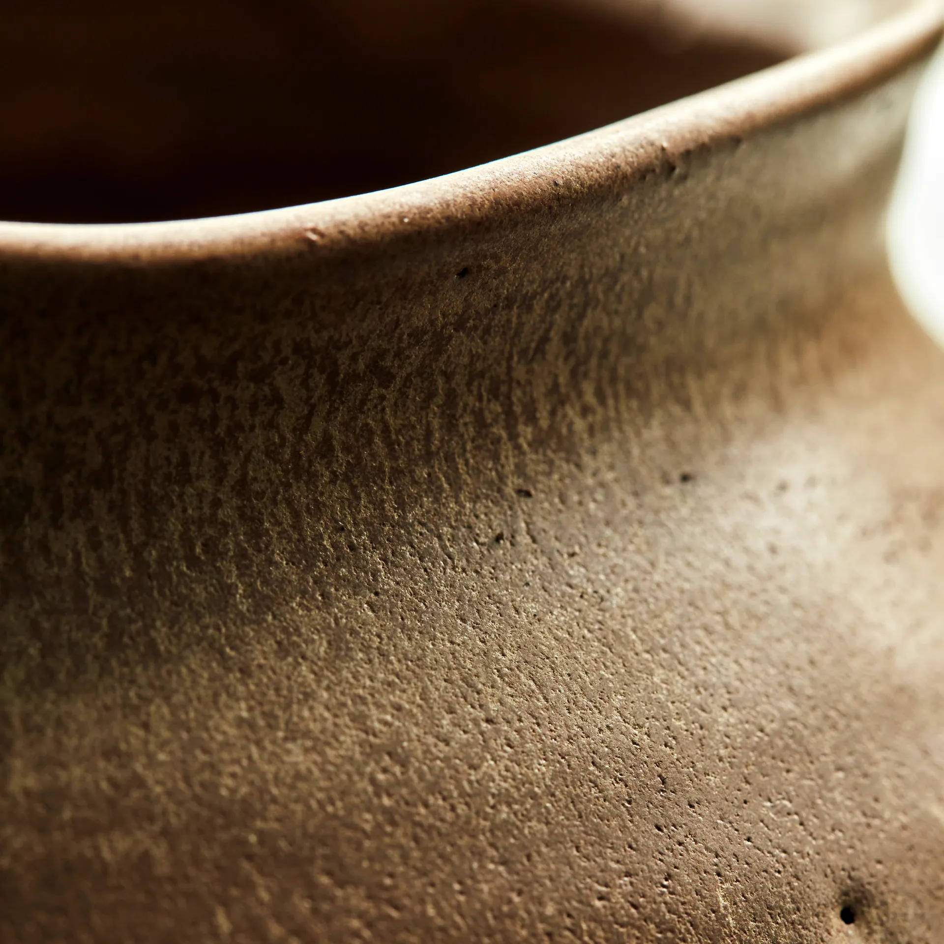 Juno Vase 22cm, Camel House Doctor