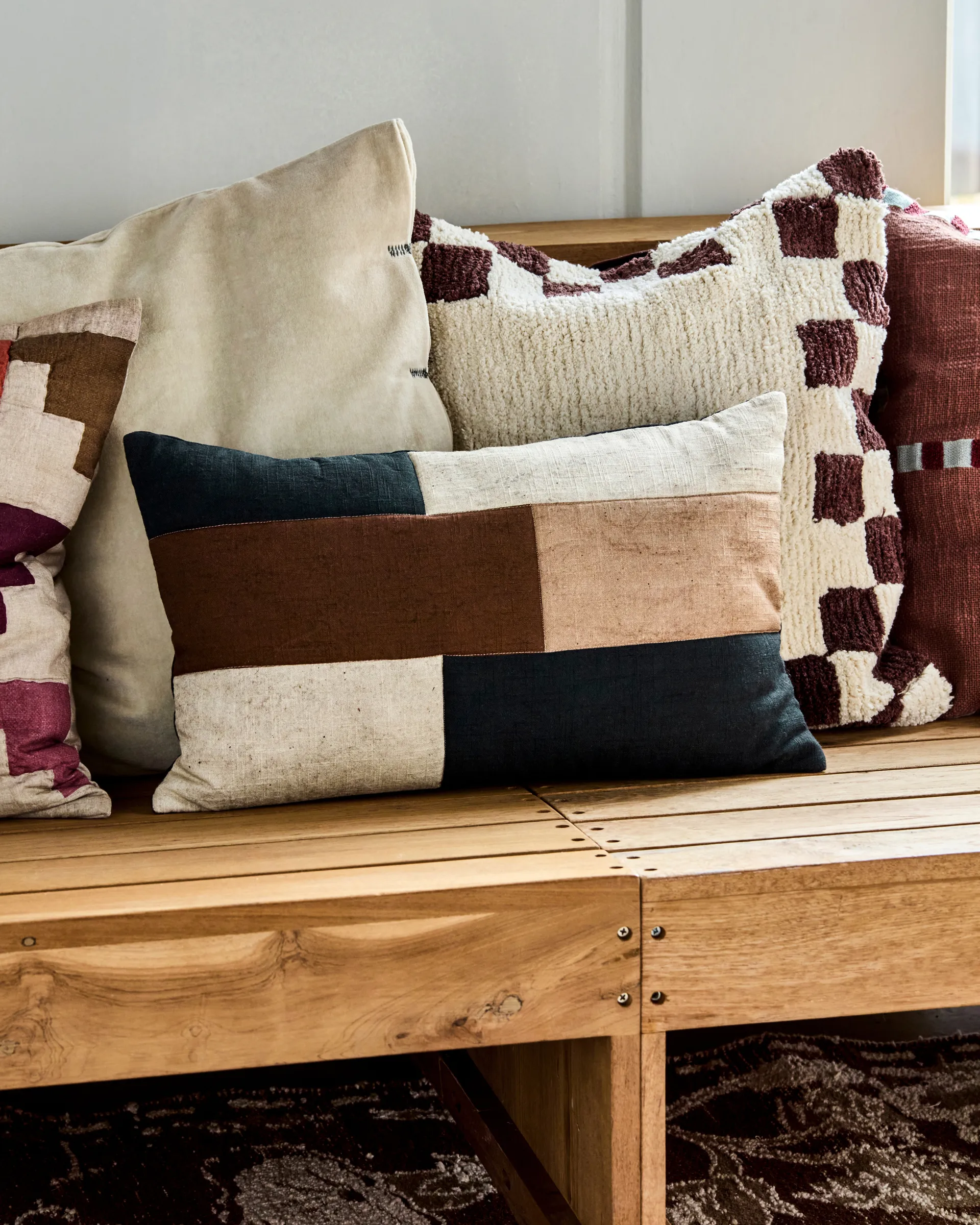 Patch Kissenbezug 30x50 cm, Schwarz-sand-braun House Doctor