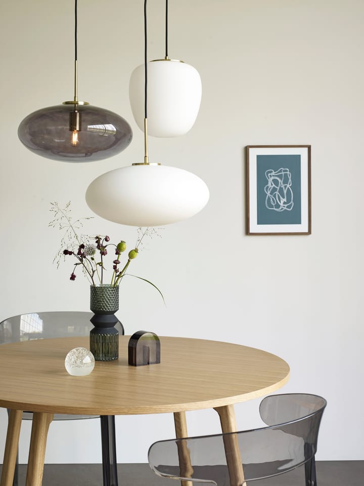 Muse Ellipse Pendelleuchte, White Hübsch Interior