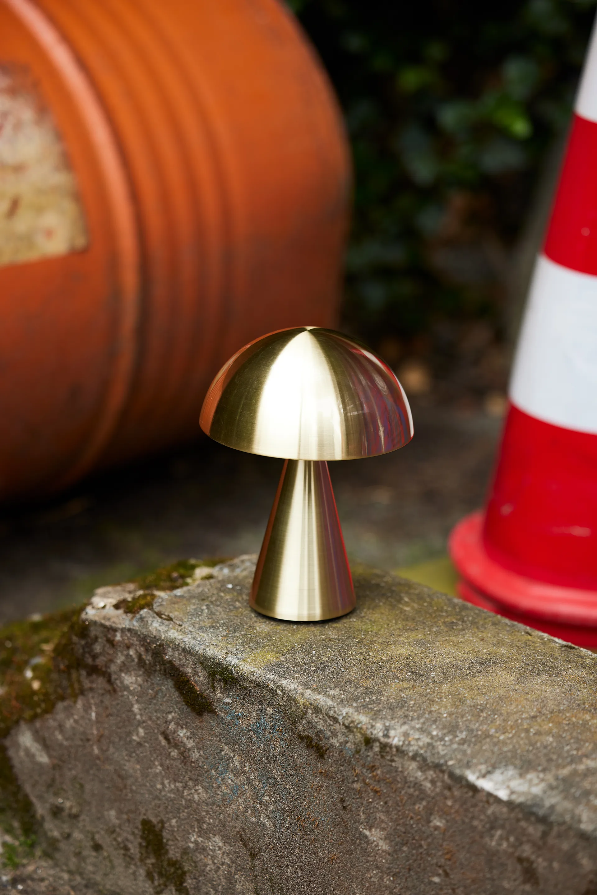 Mush tragbare Tischleuchte, Brass Hübsch Interior