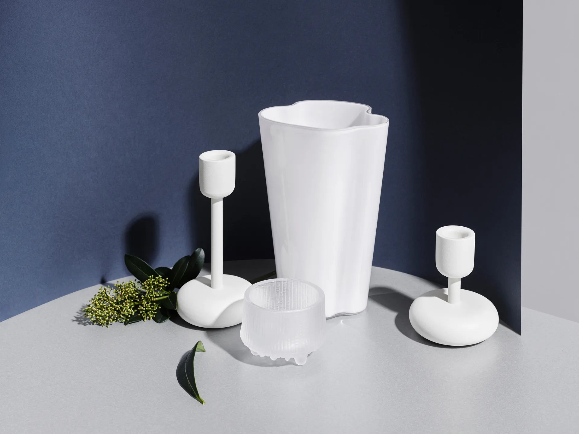 Alvar Aalto Vase opalweiß, 220mm Iittala