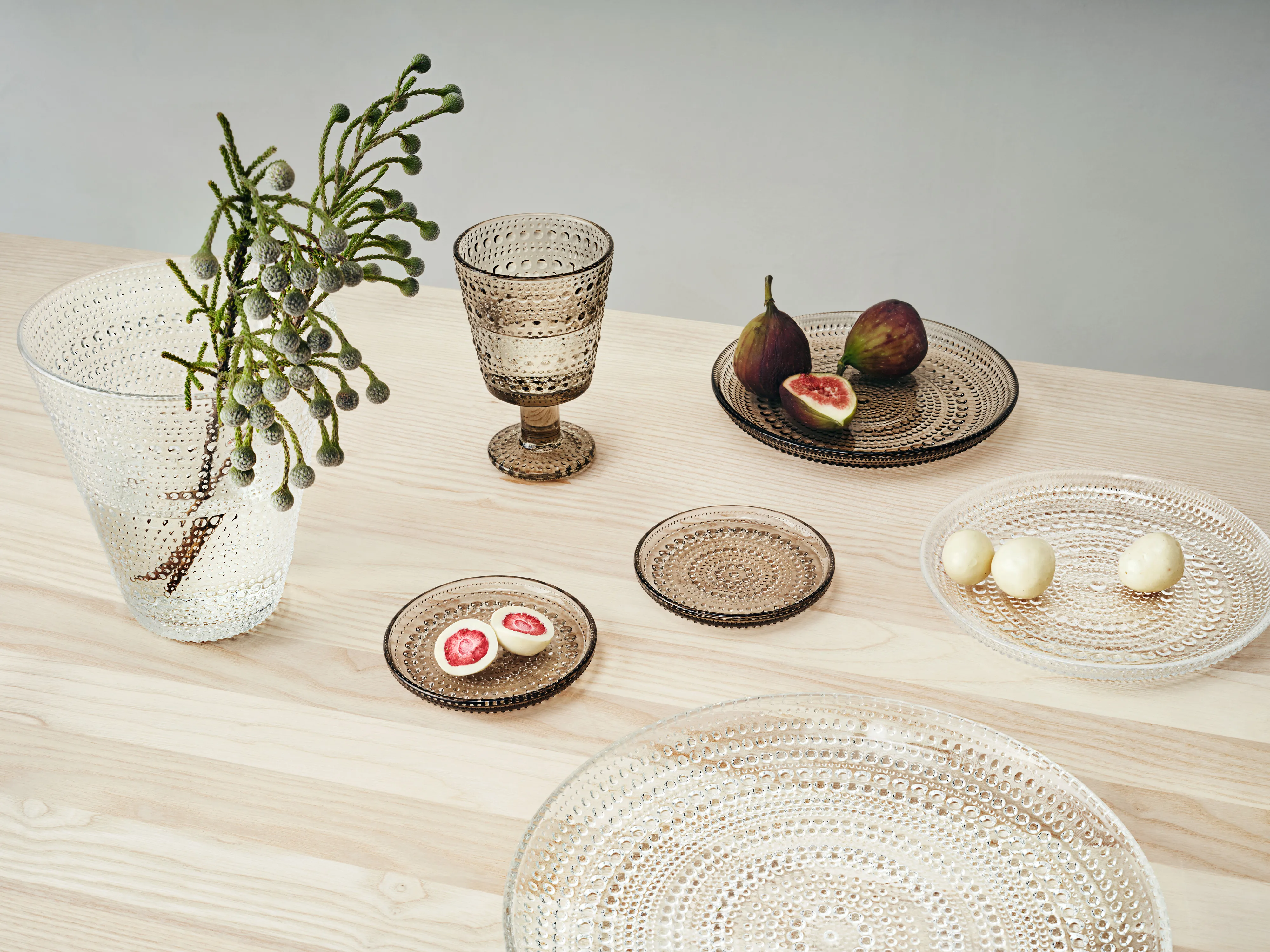 Iittala Kastehelmi Teller Violett – 17,2 Cm Durchmesser, Glas, Spülmaschinengeeignet