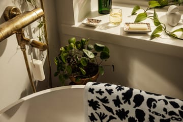 Oiva Toikka Cheetah Badetuch 70 x 140cm - Schwarz-weiß - Iittala