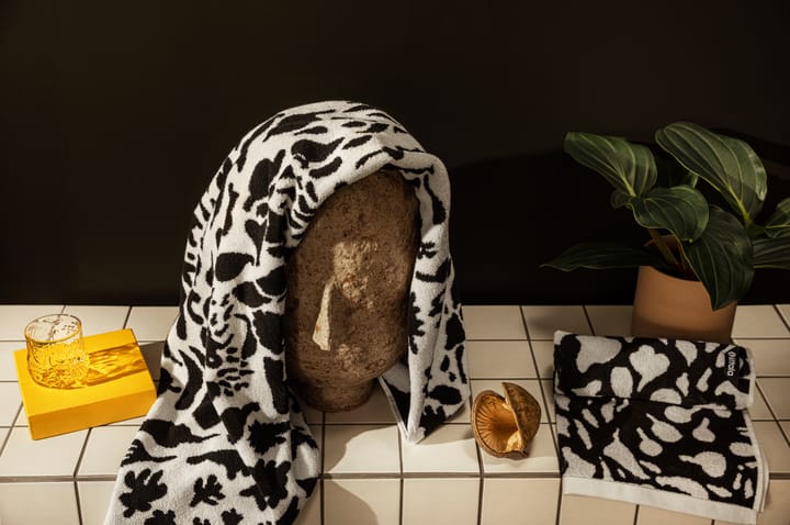 Oiva Toikka Cheetah Badetuch 70 x 140cm, Schwarz-weiß Iittala