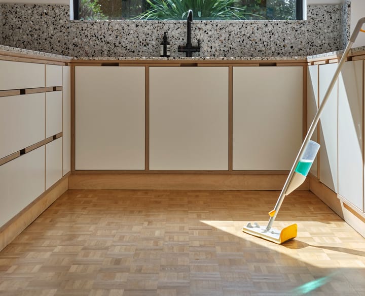 Cleantech 2-in-1 Bodenwischer mit Schrubber, Light Stone Joseph Joseph