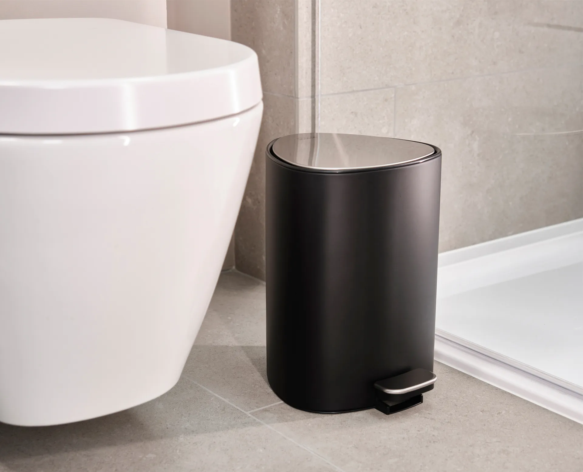 Easystore Treteimer 5 L, Mattschwarz Joseph Joseph