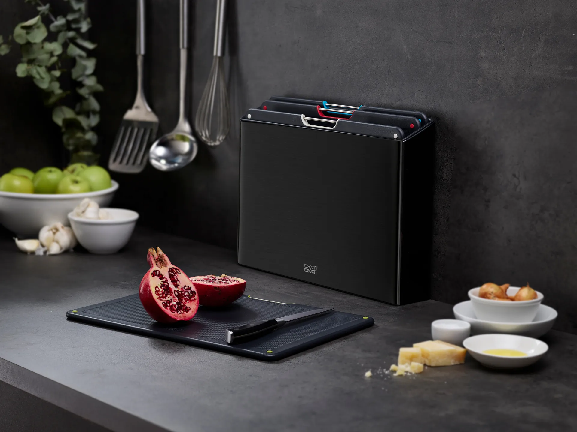 Folio Steel Schneidebrett 4-teilig, Schwarz Joseph Joseph