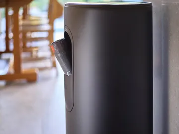 Joseph Joseph Arc Pedaleimer 30 L - Carbon black - Joseph Joseph