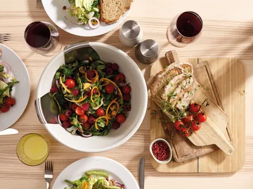 Milltop Salz- und Pfeffermühle 2-teiliges Set - Grau-weiß - Joseph Joseph