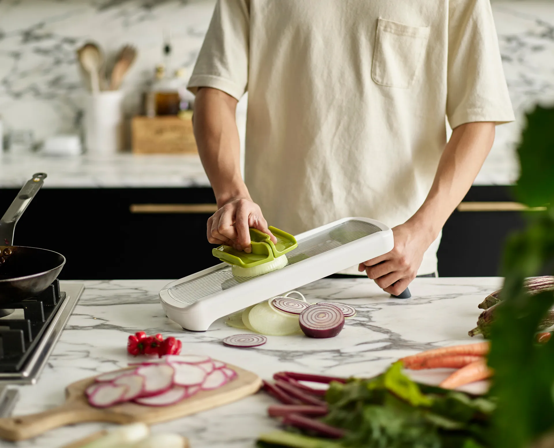 Multi Grip Mandoline 42 cm, Weiß Joseph Joseph