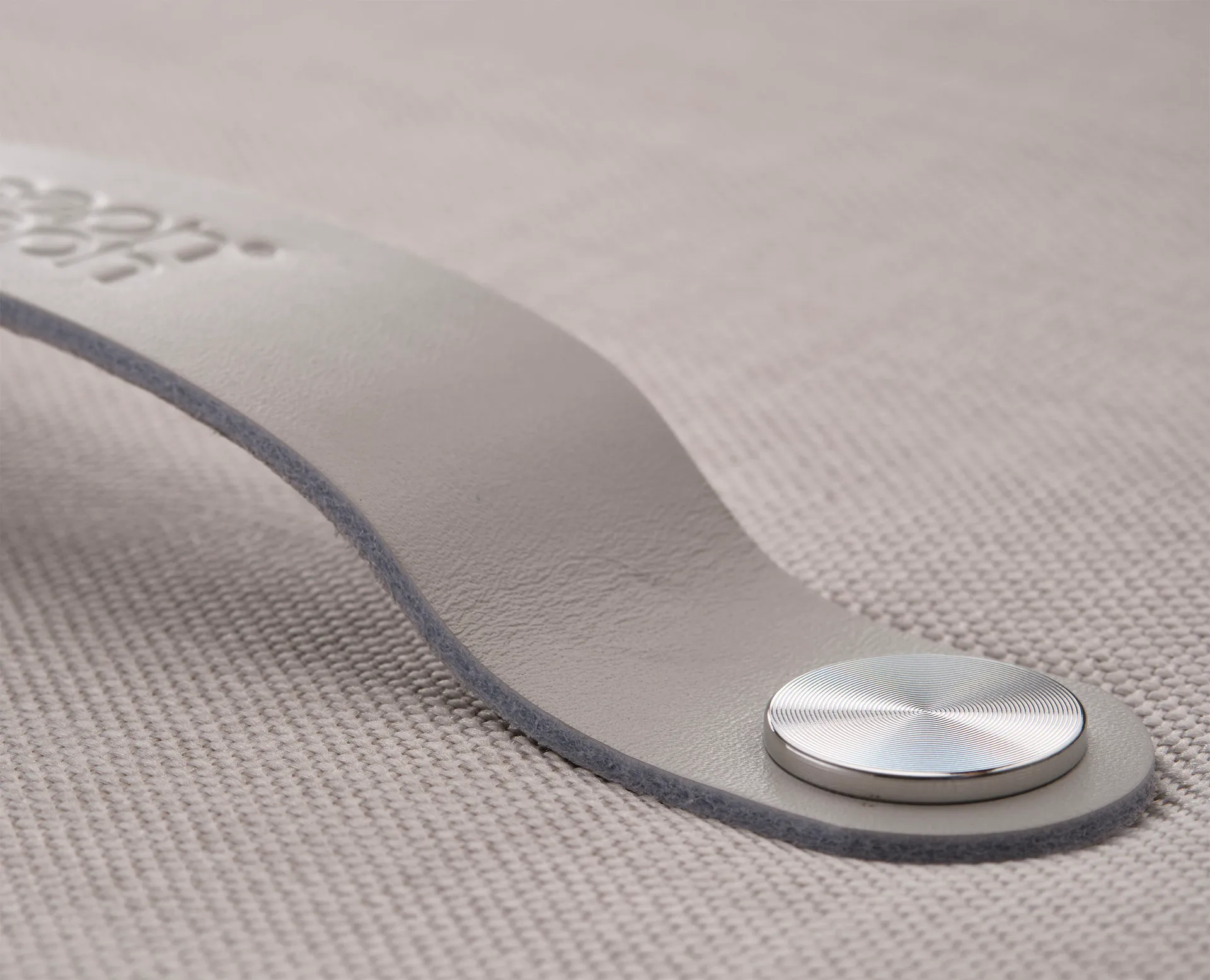 Tota Luxe Wäschekorb 90 L, Ecru Joseph Joseph