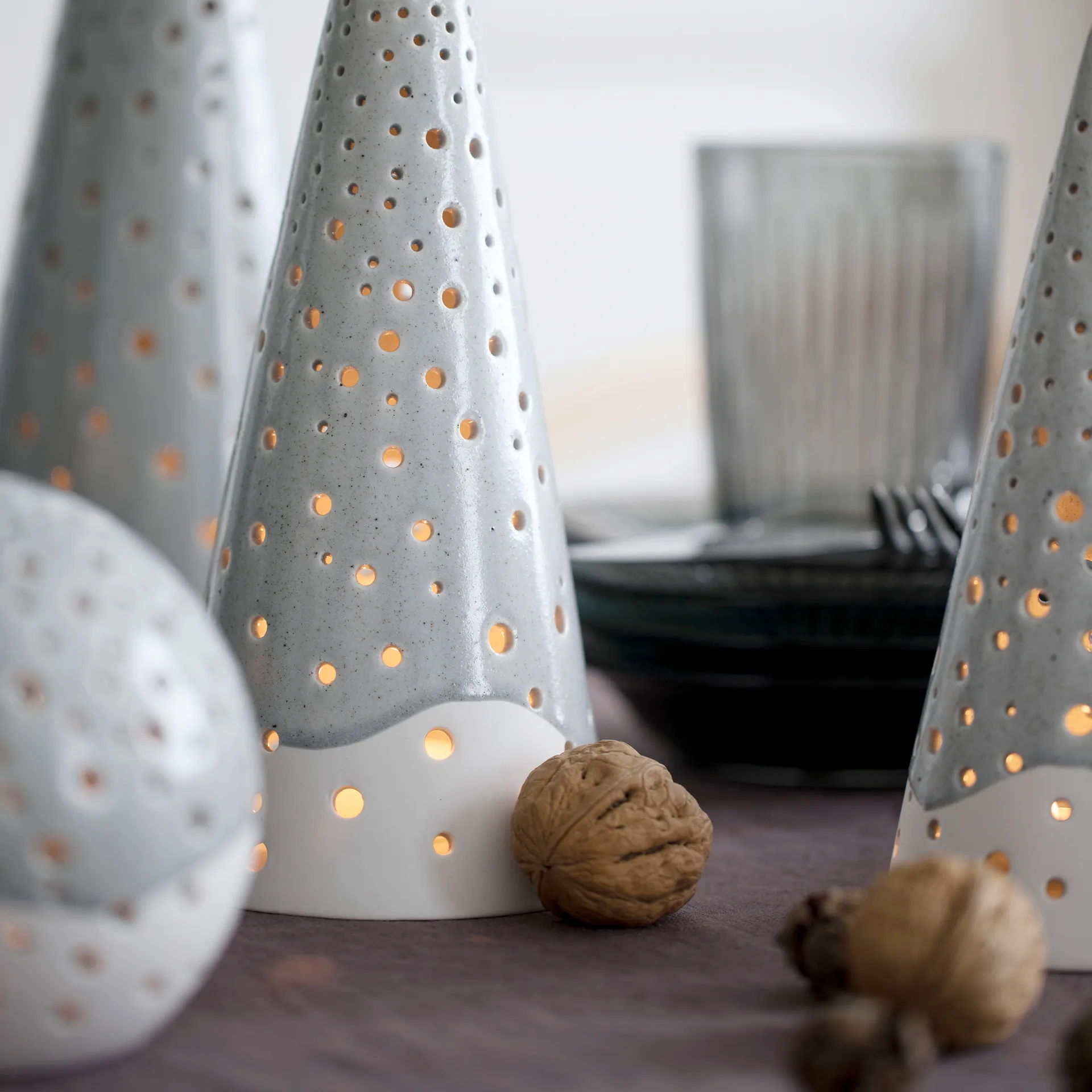 Nobili Schneekugel grau, Groß Kähler