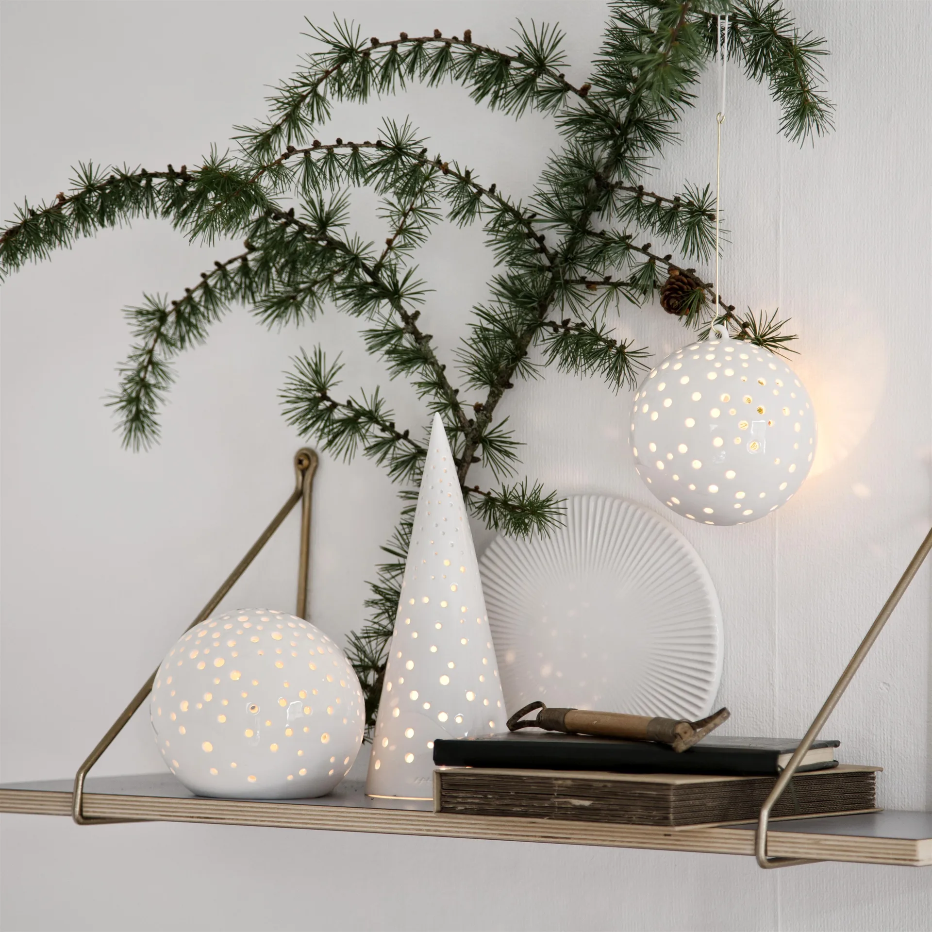 Nobili Teelichtleuchter mittel, Snow white Kähler