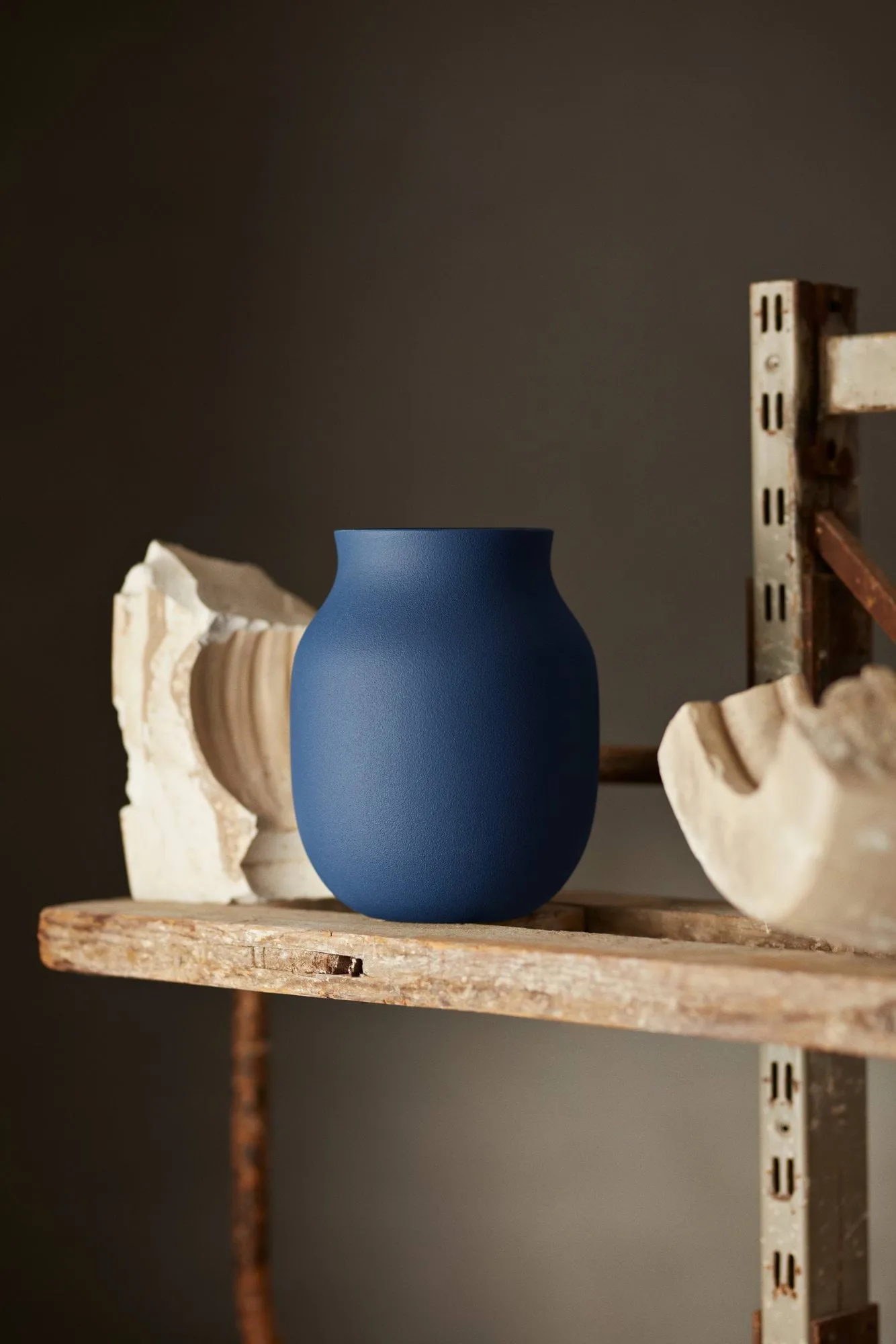 Studio Omaggio Vase, Blau, 20 cm Kähler