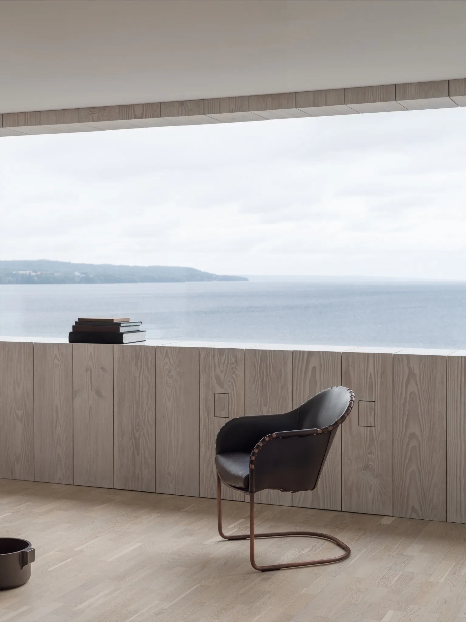 Ingo Sessel, Zigarrenbraun-matt Chrom Källemo