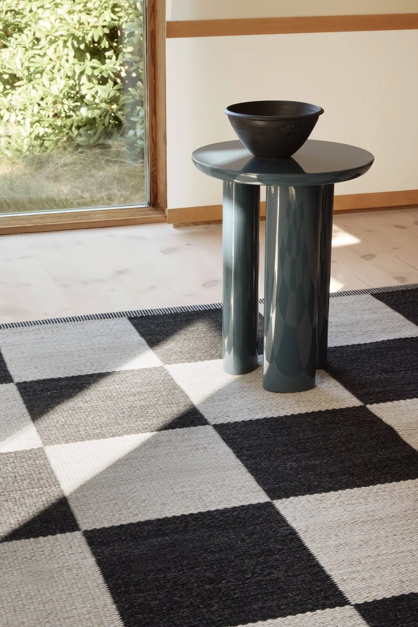 Checkerboard Icon Teppich, 554 Midnight black, 200x300 cm Kasthall