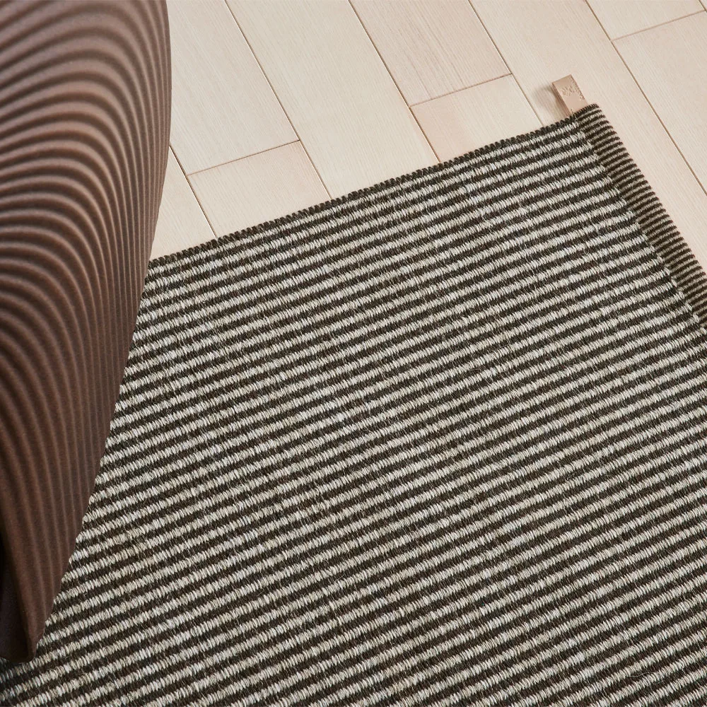 Stripe Icon Flurteppich, Griffin grey 590 90 x 250cm Kasthall