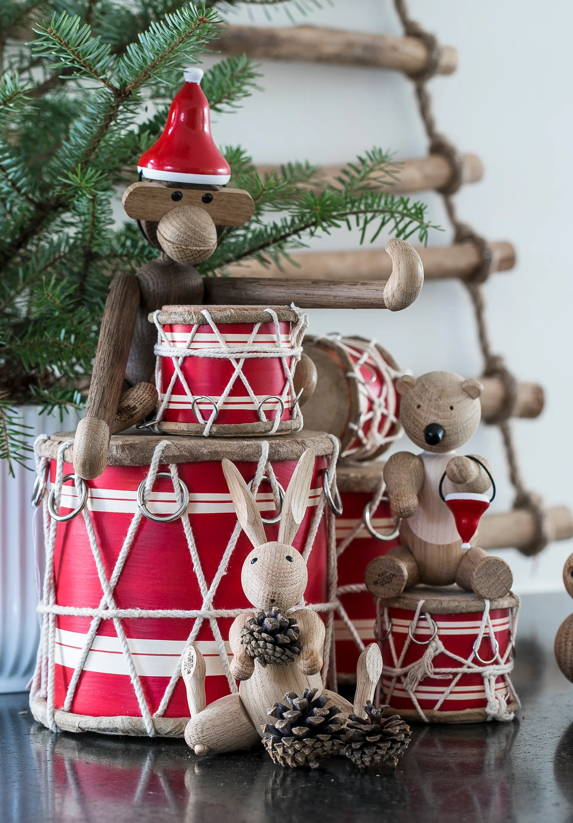 Kleiner Affe mit Weihnachtsmannmütze Kay Bojesen Denmark