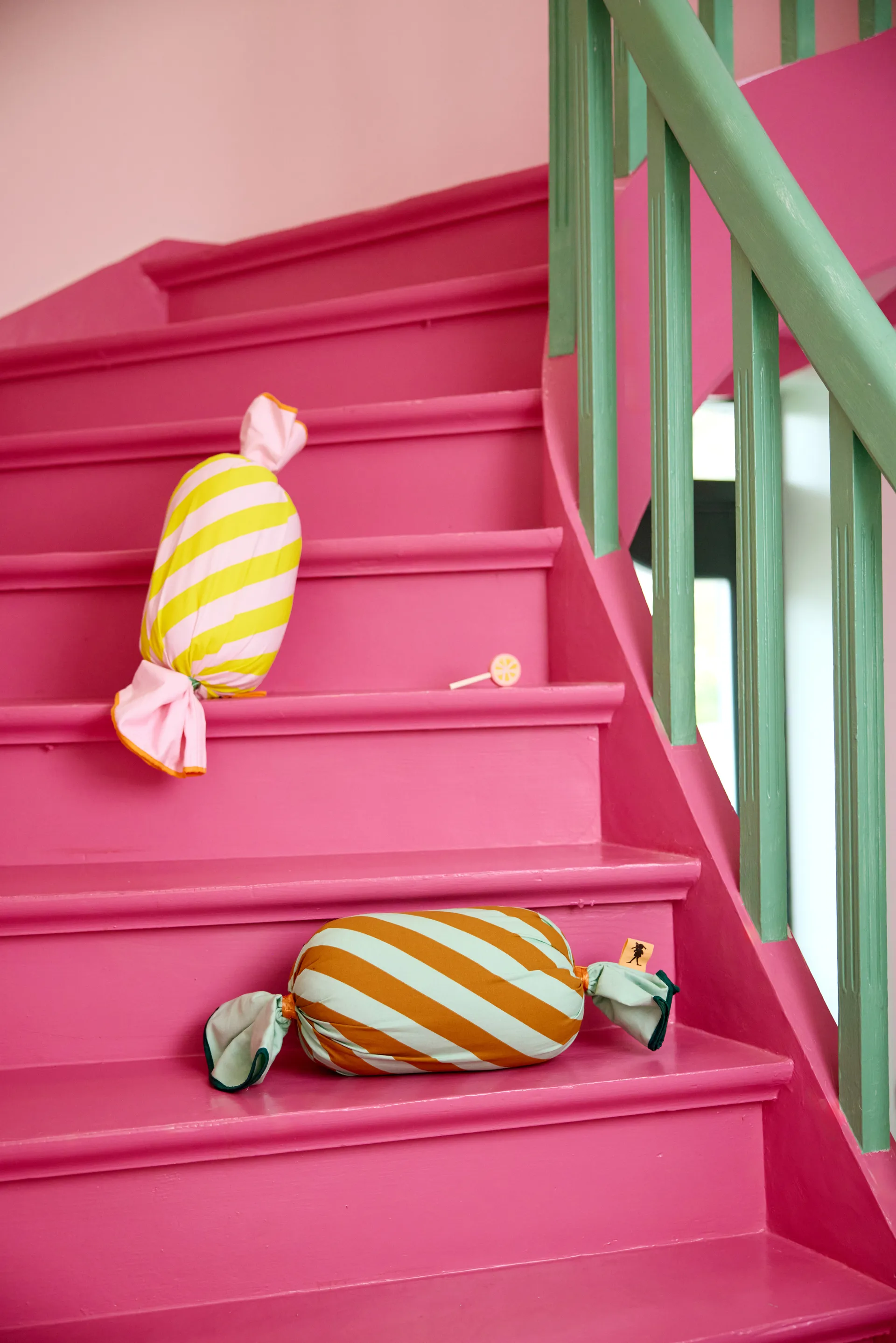 Pippi Bonbonkissen, Rosa, 53x16 cm Kid's Concept